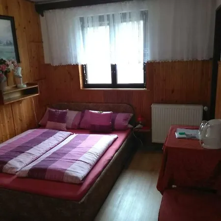 Nika Český Krumlov